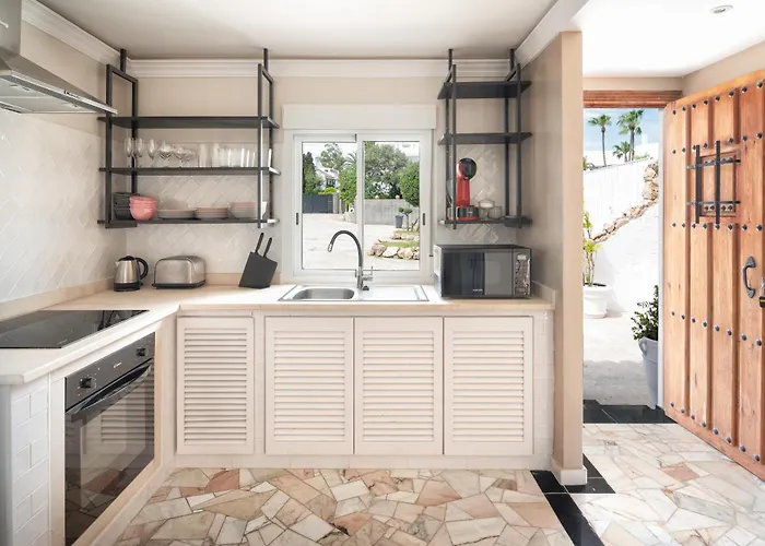 Casa Azul First Line Villa -Puerto Banus Golden Mile
